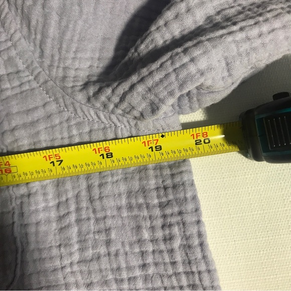 Nine West Women's Long Sleeve Double Gauze Button Up
New without tags. - Picture 11 of 13